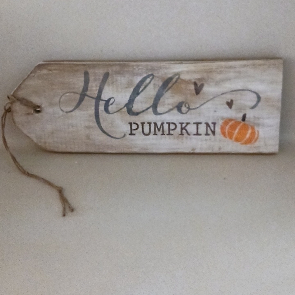 HELLO PUMPKIN SIGN